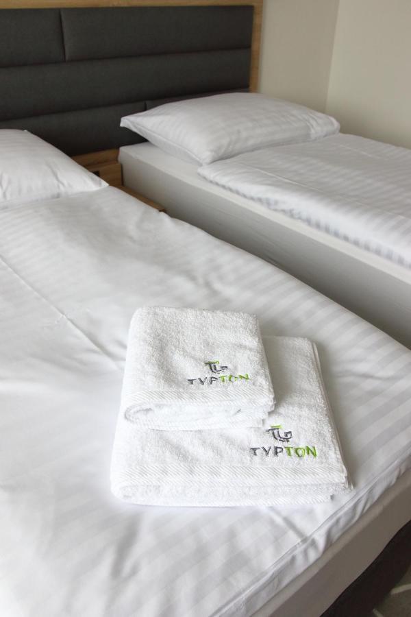 Typton Hotel&Spa Medzilaborce Dış mekan fotoğraf
