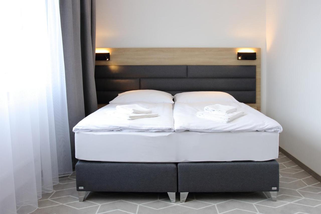 Typton Hotel&Spa Medzilaborce Dış mekan fotoğraf