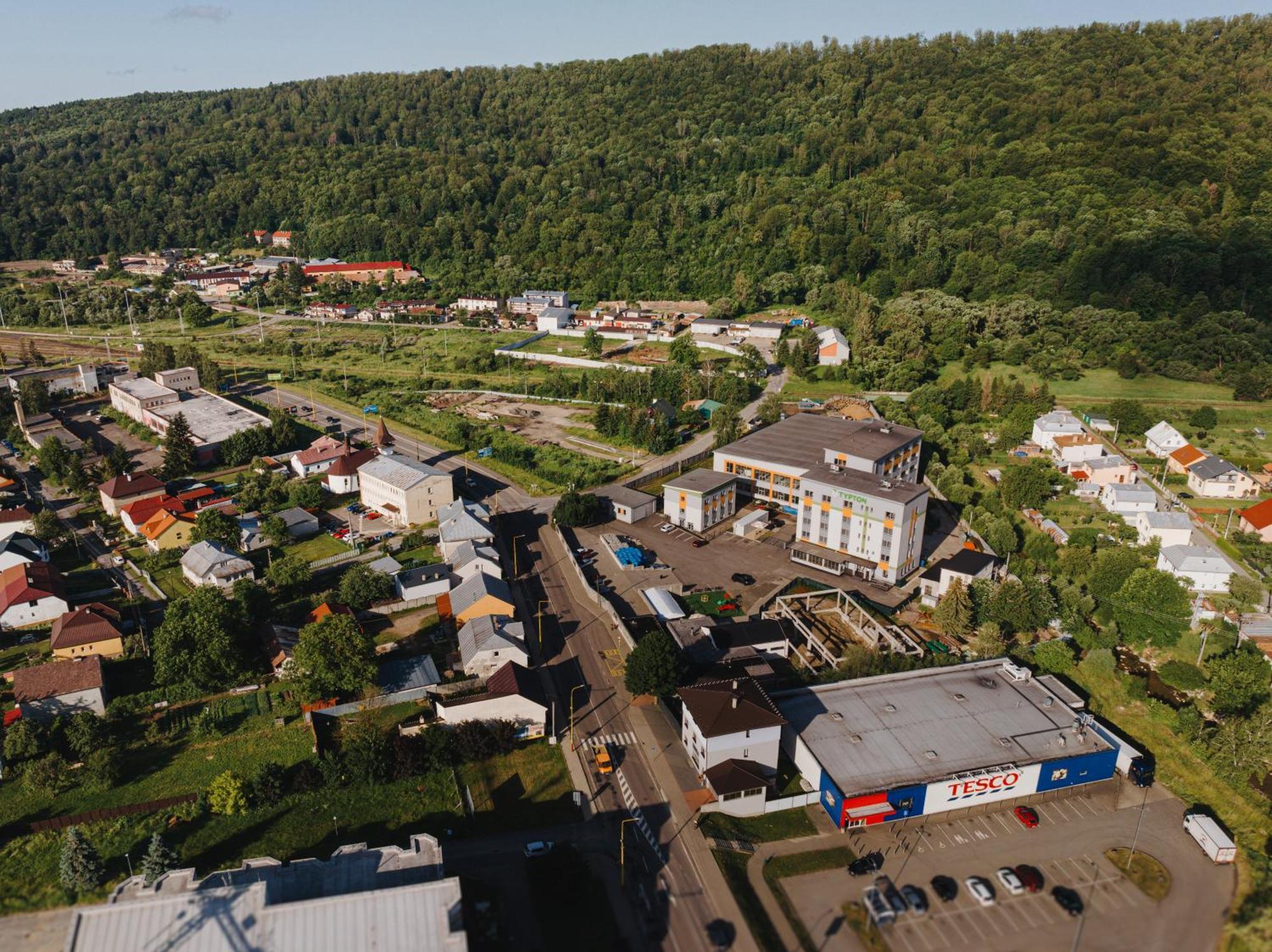 Typton Hotel&Spa Medzilaborce Dış mekan fotoğraf